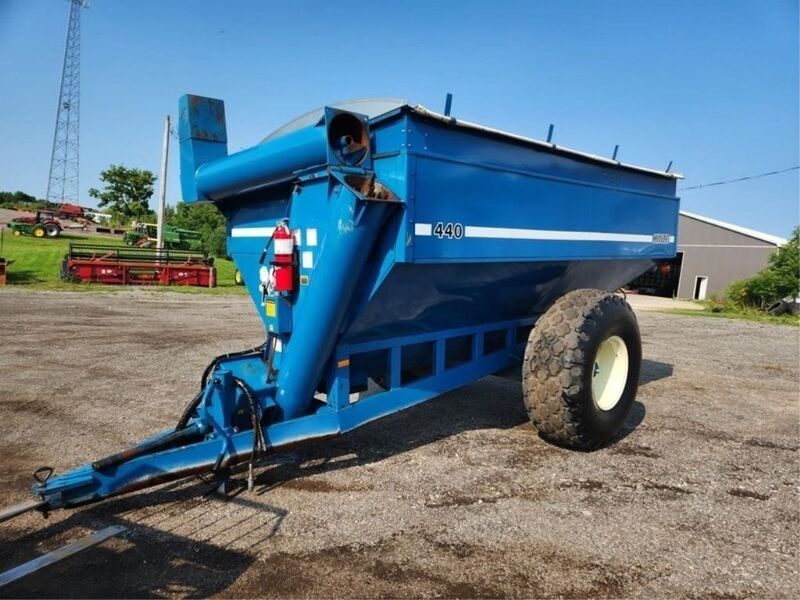 Grain Carts photo