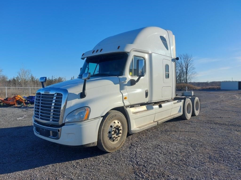 2014 Freightliner Cascadia photo