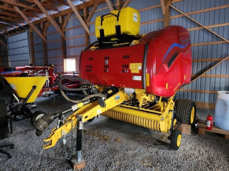 2022 New Holland 450RB Baler photo