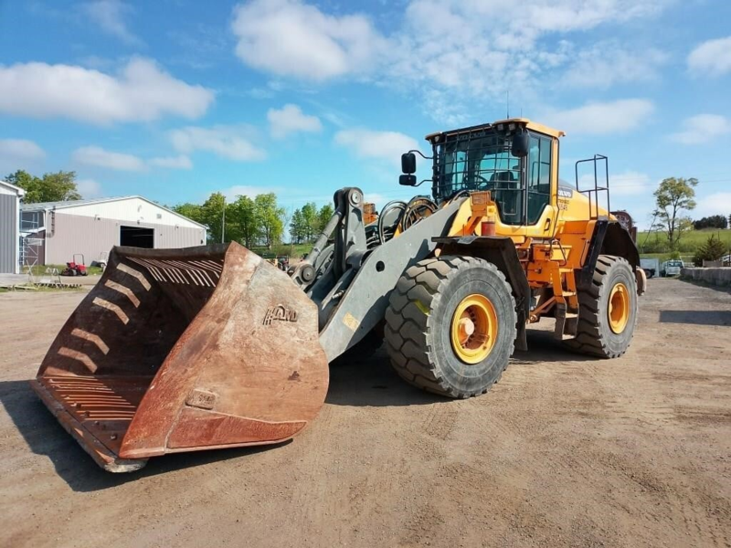 Volvo L150H Wheel Loader photo