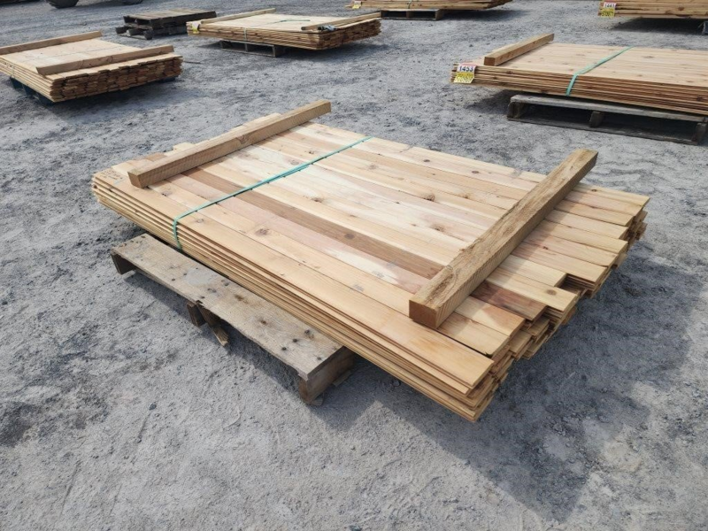 546 LN FT Of T&G Cedar Lumber photo